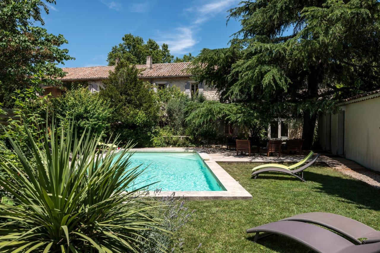 Saint-Étienne-du-Grès Hotel Mas Vidau Porte Des Alpilles מראה חיצוני תמונה